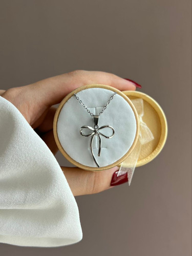 گردنبند پاپیون نقره ای و طلایی | برنج آبکاری رادیوم مراقبتی | زنجیر استیل رنگ ثابت