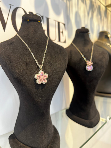 گردنبند گل سوارسکی فول نگین بدون ریزش | زنجیر استیل رنگ ثابت