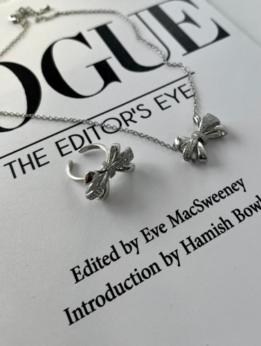 ست گردنبند و انگشتر پاپیون نیمه نگین | برنج آبکاری رادیوم نقره ای | پوشش نانو