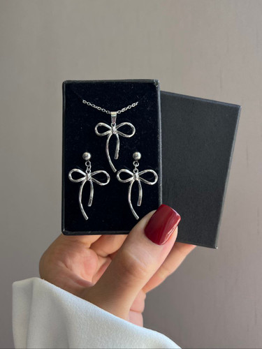 نیم ست پاپیون | برنج آبکاری رادیوم | زنجیر استیل رنگ ثابت | کیفیت خوب