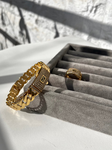 ست بنگل و انگشتر کارتیر طرح موناکو | برند NYH | رنگ شامپاینی | برنج آبکاری طلا ۱۴ عیار | کیفیت درجه ۱