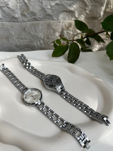 ساعت زنانه هانگری | بند و پک استیل رنگ ثابت | کیفیت عالی ماندگاری بالا | بند قابل سایز شدن