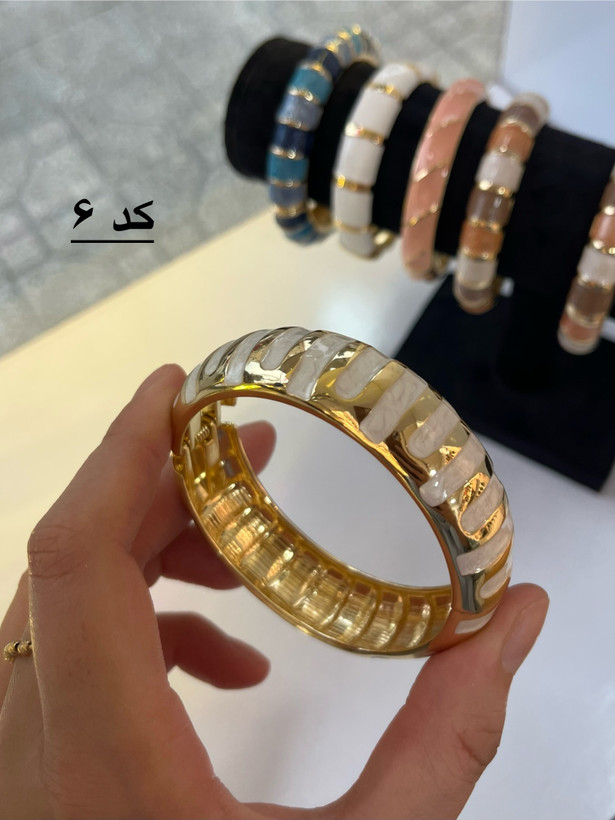 بنگل مینا کاری زنانه فری سایز ضد حساسیت