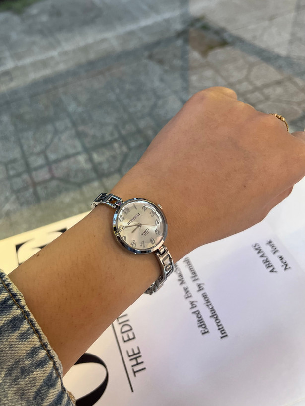ساعت دخترانه هانگری (مراقبتی) ترند سال