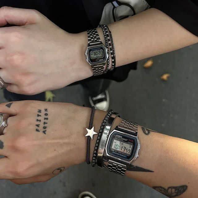 ساعت ست کاسـ*ـیو نوستالژی استیل رنگ ثابت