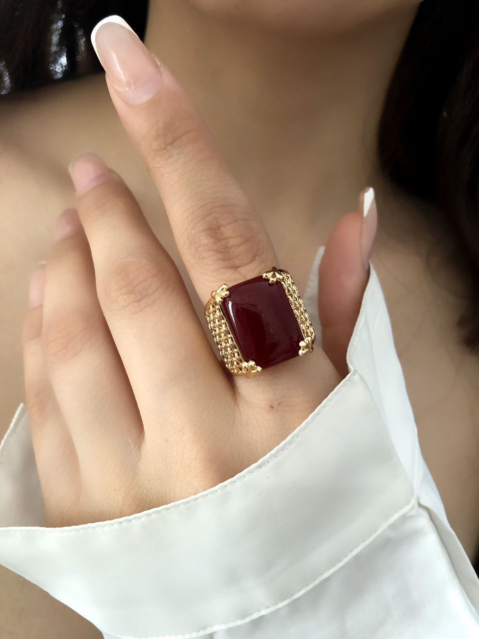 انگشتر زنانه طلاروس نگین عقیق